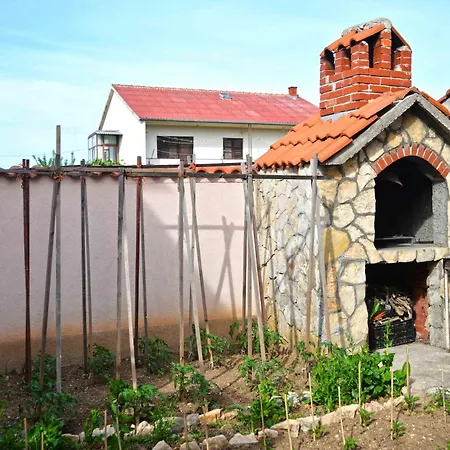 Apartman With Parking Space Betina, Murter - 25424