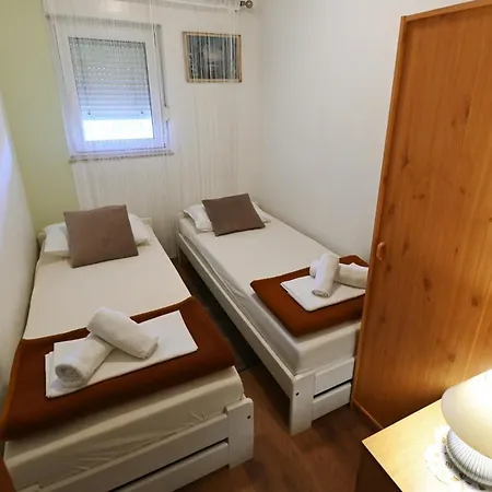With Parking Space Betina, Murter - 25424 Apartman *